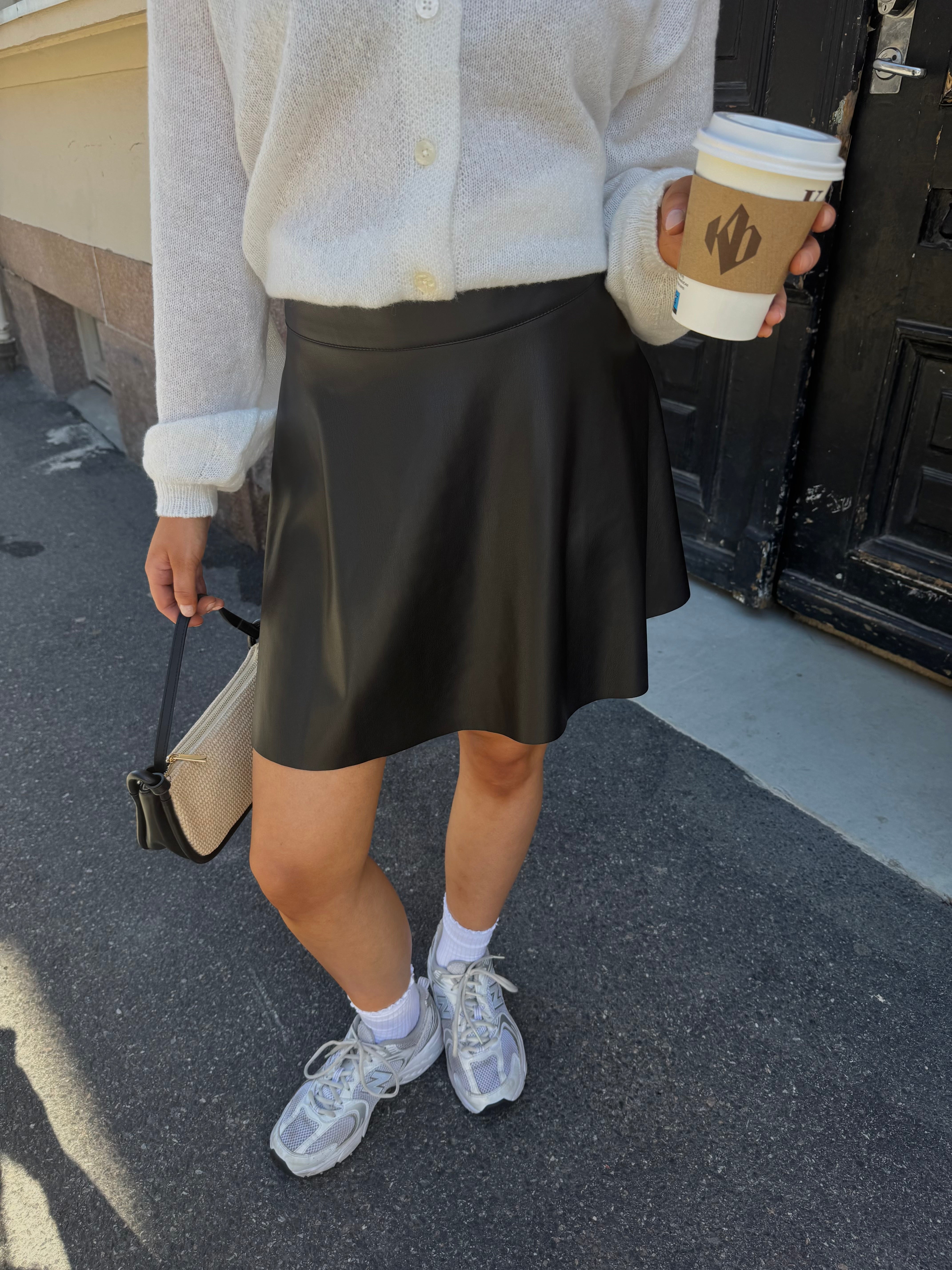 NMANDY Short Skirt - Black